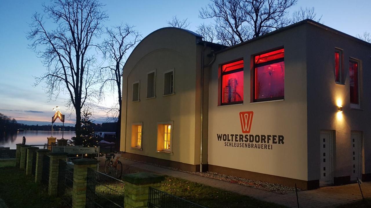 Ferienwohnungen Auf Der Schleusenhalbinsel Woltersdorf  Екстер'єр фото